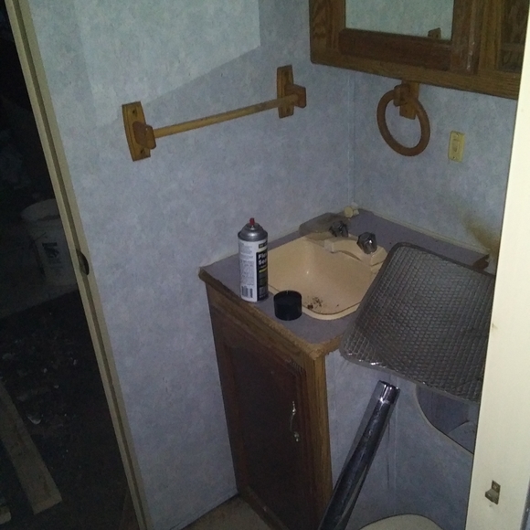 Camper located pineville la - Picture 10 of 16